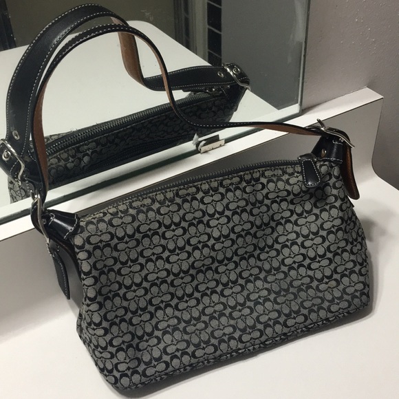 Coach - Picture 2 of 13